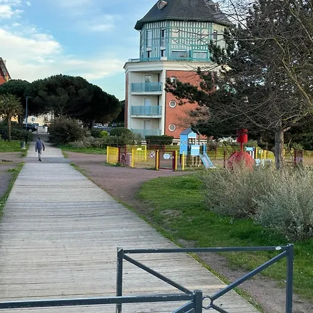 Apartamento Escapade Romantique- Vue Port Et Balcon Ensoleille Dives-sur-Mer