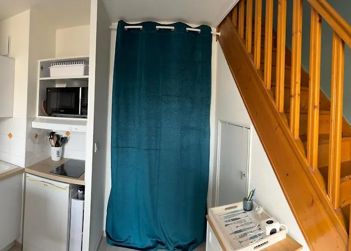 Escapade Romantique- Vue Port Et Balcon Ensoleille דירה *