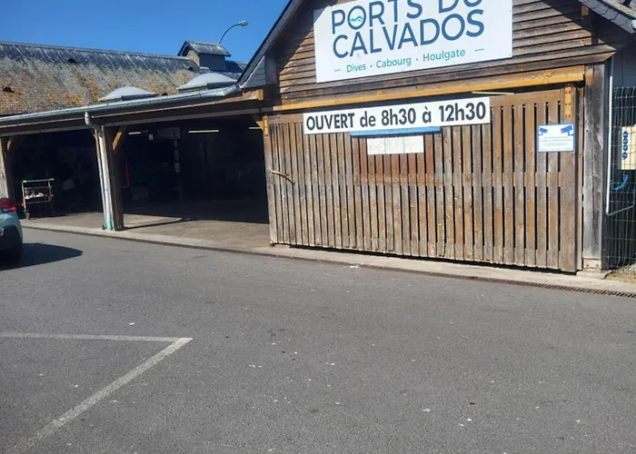 Escapade Romantique- Vue Port Et Balcon Ensoleille Dives-sur-Mer